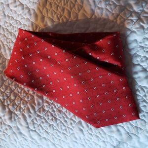 Chaps cherry red print tie